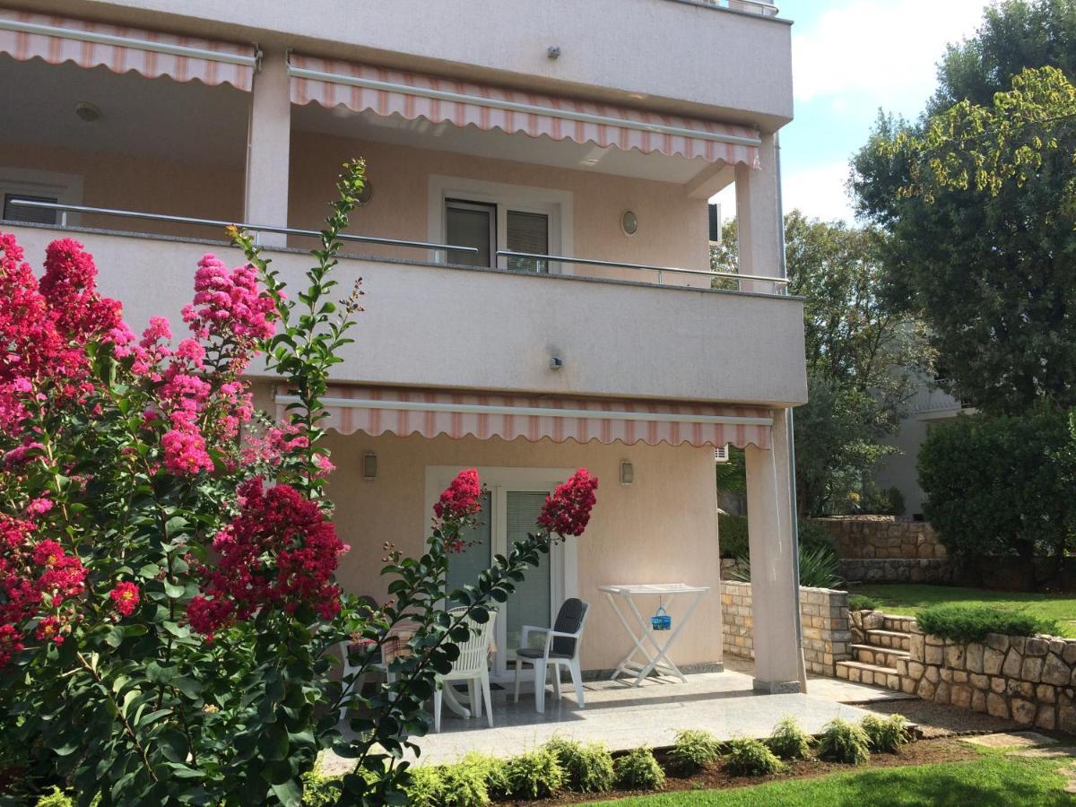 Apartments Malinska - Apartment 1 Екстер'єр фото